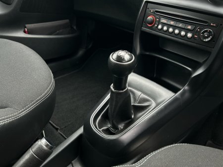 2016 Citroen C3 1.0 PURETECH VT 68PS 5DR thumbnail