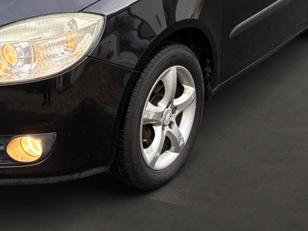 2009 Skoda Fabia SPORT 1.2 60HP 5DR €4,500 thumbnail