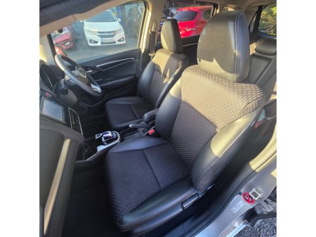 2016 Honda Fit - thumbnail 14