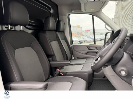 2026 Volkswagen Crafter HIGHLINE 30 MWB 140HP M6F €38,995 thumbnail