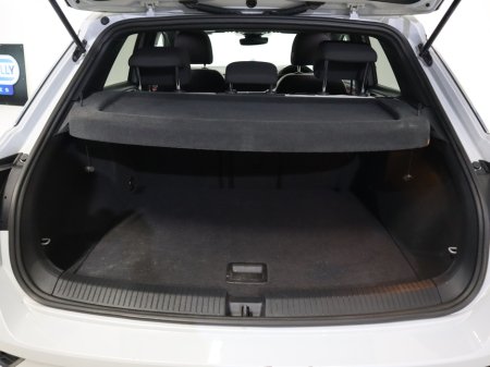 2019 Volkswagen T-Roc *80* SPORT 1.5 TSI MANUAL 6SPEED FWD 150HP 5 5DR €19,800 thumbnail