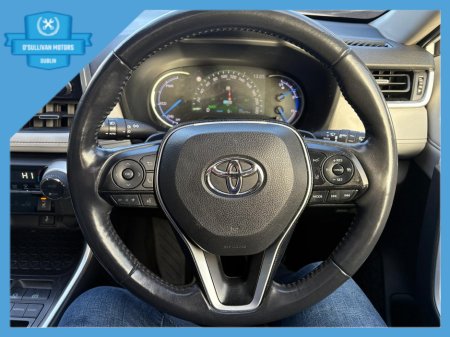 2020 Toyota Rav4 RAV4 HYBRID PLATINUM 2WD 4DR AUTO €28,999 thumbnail