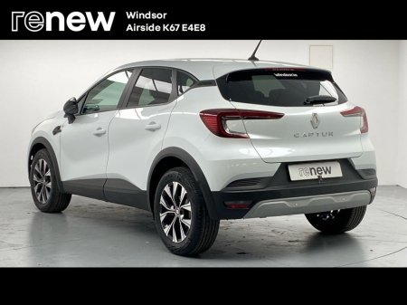 2024 Renault Captur TCe 90 Evolution €24,495