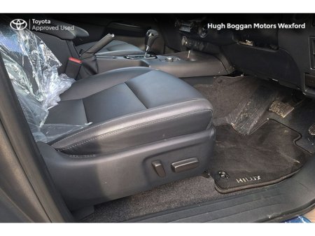 2025 Toyota Hilux 2.8D4D INVINCIBLE + VAT €53,655 thumbnail