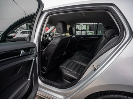 2017 Volkswagen Golf 2017 Golf 1.2tsi HIGHLINE/High spec/1yr warranty €16,888 thumbnail