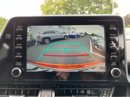 2021 Toyota C-HR 1.8 HYBRID SPORT BI- 4DR AUTO €25,888 thumbnail