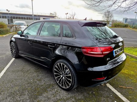 2018 Audi A3 - thumbnail 14