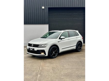 2020 Volkswagen Tiguan - thumbnail 1