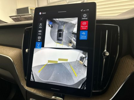 2026 Volvo XC60 - thumbnail 16