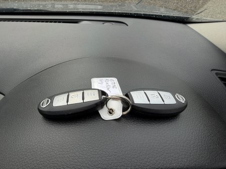 2018 Nissan Pulsar - thumbnail 11