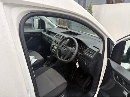 2019 Volkswagen Caddy - thumbnail 5