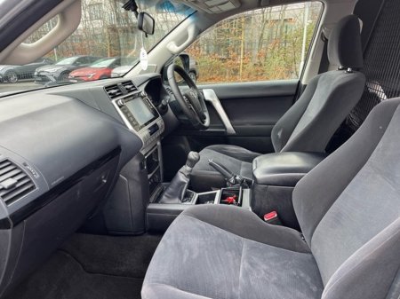 2019 Toyota Landcruiser LC LWB GX COMM €28,500 thumbnail