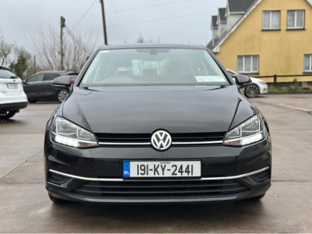 2019 Volkswagen Golf SE NAV TDI 1.6 S 90PS 5DR thumbnail