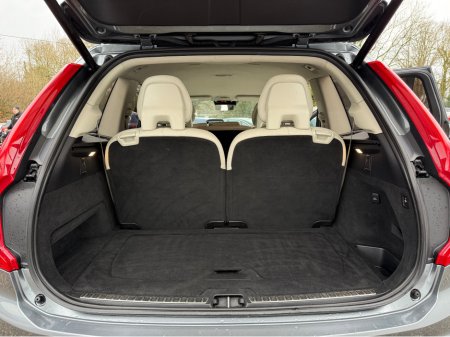 2018 Volvo XC90 D4 FWD MOMENTUM GT 5DR AUTO €28,950 thumbnail