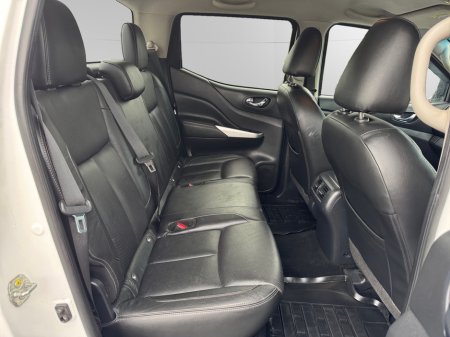 2018 Nissan Navara - thumbnail 13