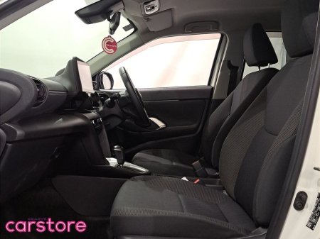 2021 Toyota Yaris Cross - thumbnail 9