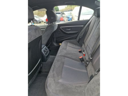 2018 BMW 3 Series - thumbnail 14