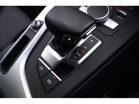 2018 Audi A4 - thumbnail 17