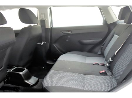 2023 Suzuki Vitara - thumbnail 16