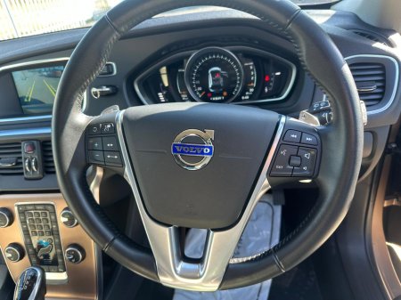 2015 Volvo V40 - photo 18