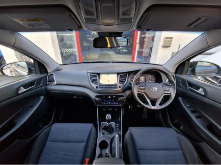 2015 Hyundai Tucson 2.0 CRDI SE NAV-LOW MILEAGE-NEW NCT €12,450 thumbnail