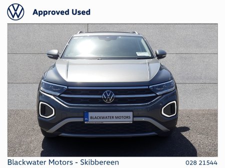 2022 Volkswagen T-Roc 1.5TSI 150BHP STYLE PLUS AUTOMATIC €31,995 thumbnail