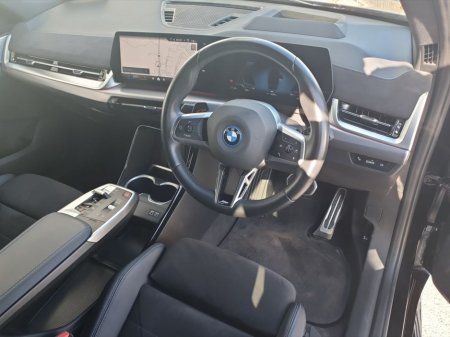 2024 BMW iX2 - thumbnail 6