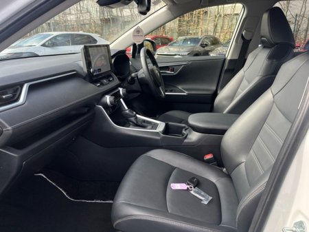 2023 Toyota Rav4 - thumbnail 6