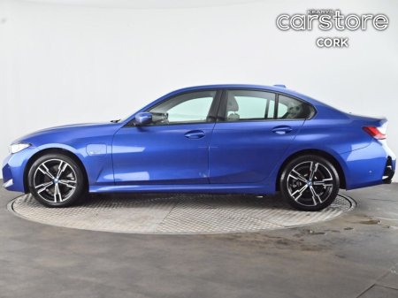 2022 BMW 3 Series 330 E M Sport Auto 330 e M Sport 330 e 292 12kWh PHEV 113BHP /83kw Step Auto Start/Stop €33,880 thumbnail