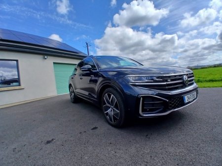 2024 Volkswagen Touareg - photo 4