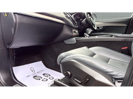 2023 Volvo XC90 PHEV ULTIMATE DARK T9 *7SEATS* EVERY EXTRA €68,900 thumbnail