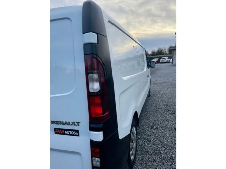 2020 Renault Trafic  €17,950 thumbnail