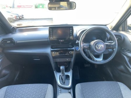 2022 Toyota Yaris Cross - thumbnail 8