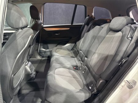 2016 BMW 2 Series - thumbnail 9