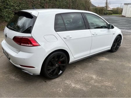 2019 Volkswagen Golf R-LINE 1.5 TSI MANUAL 6SPEED FWD 150HP 5DR €19,250 thumbnail