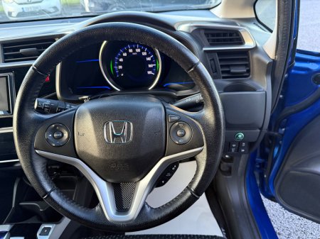 2016 Honda Fit  €10,890 thumbnail