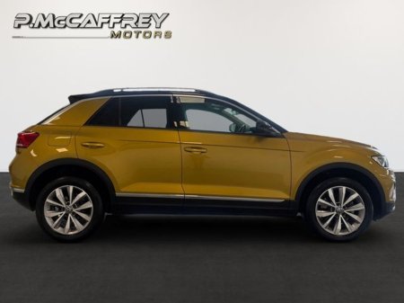 2021 Volkswagen T-Roc - thumbnail 4