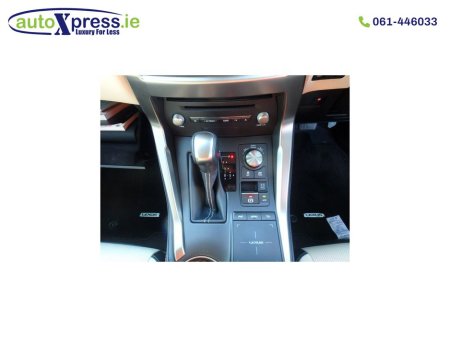 2020 Lexus NX 300 h 4WD Hybrid VERSION L thumbnail