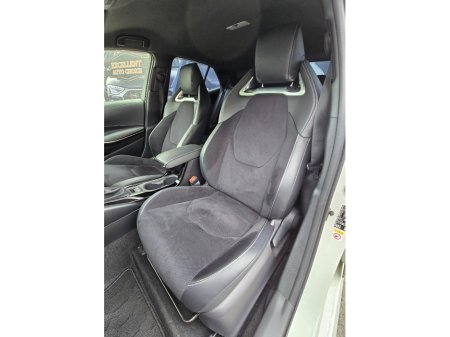 2019 Toyota Corolla - thumbnail 6