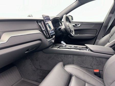 2025 Volvo XC60 - thumbnail 27