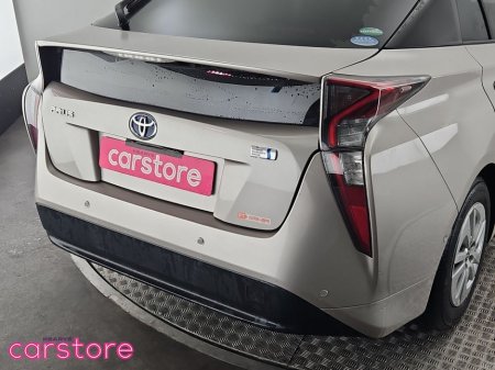 2017 Toyota Prius - thumbnail 15