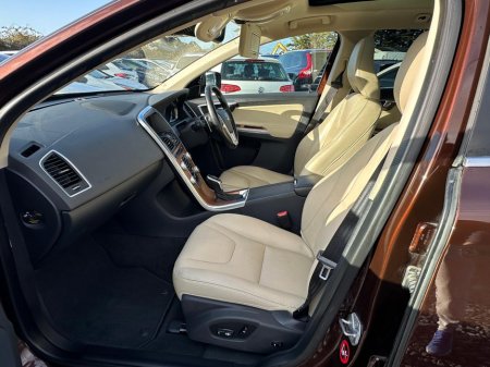 2016 Volvo XC60 - thumbnail 14