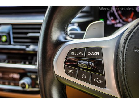 2021 BMW 5 Series - thumbnail 21