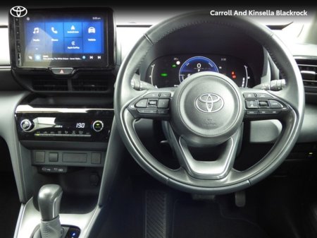 2022 Toyota Yaris Cross Hybrid Luna €25,950 thumbnail