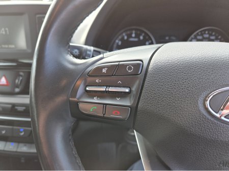 2018 Hyundai i30 I 30 DELUXE 5DR €14,950 thumbnail