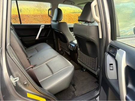 2022 Toyota Landcruiser LWB BUSINESS 4DR AUTO thumbnail