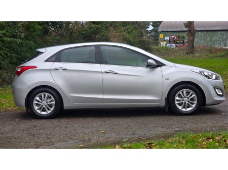 2016 Hyundai i30 - thumbnail 4