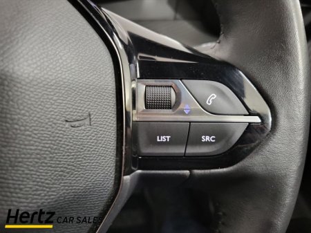 2023 Peugeot 2008 - thumbnail 24