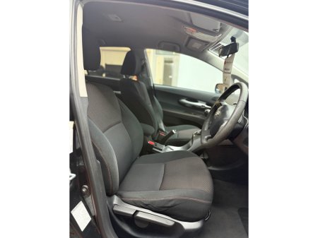 2011 Toyota Auris 1.4 D-4D SPORT 5DR €5,950 thumbnail