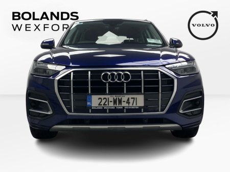 2022 Audi Q5 35 TDI 163HP S tronic SE €41,995
